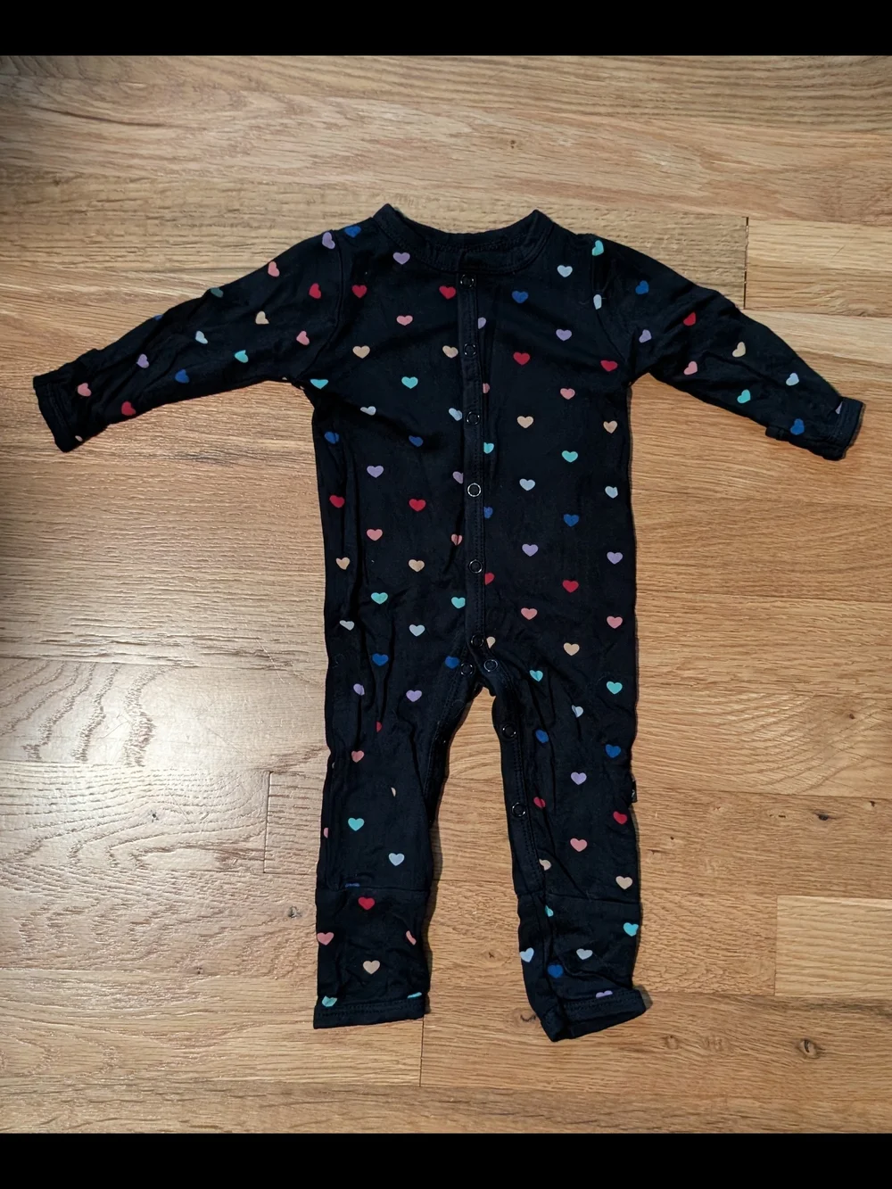 Kyte 0-3 Hearts Snap Romper